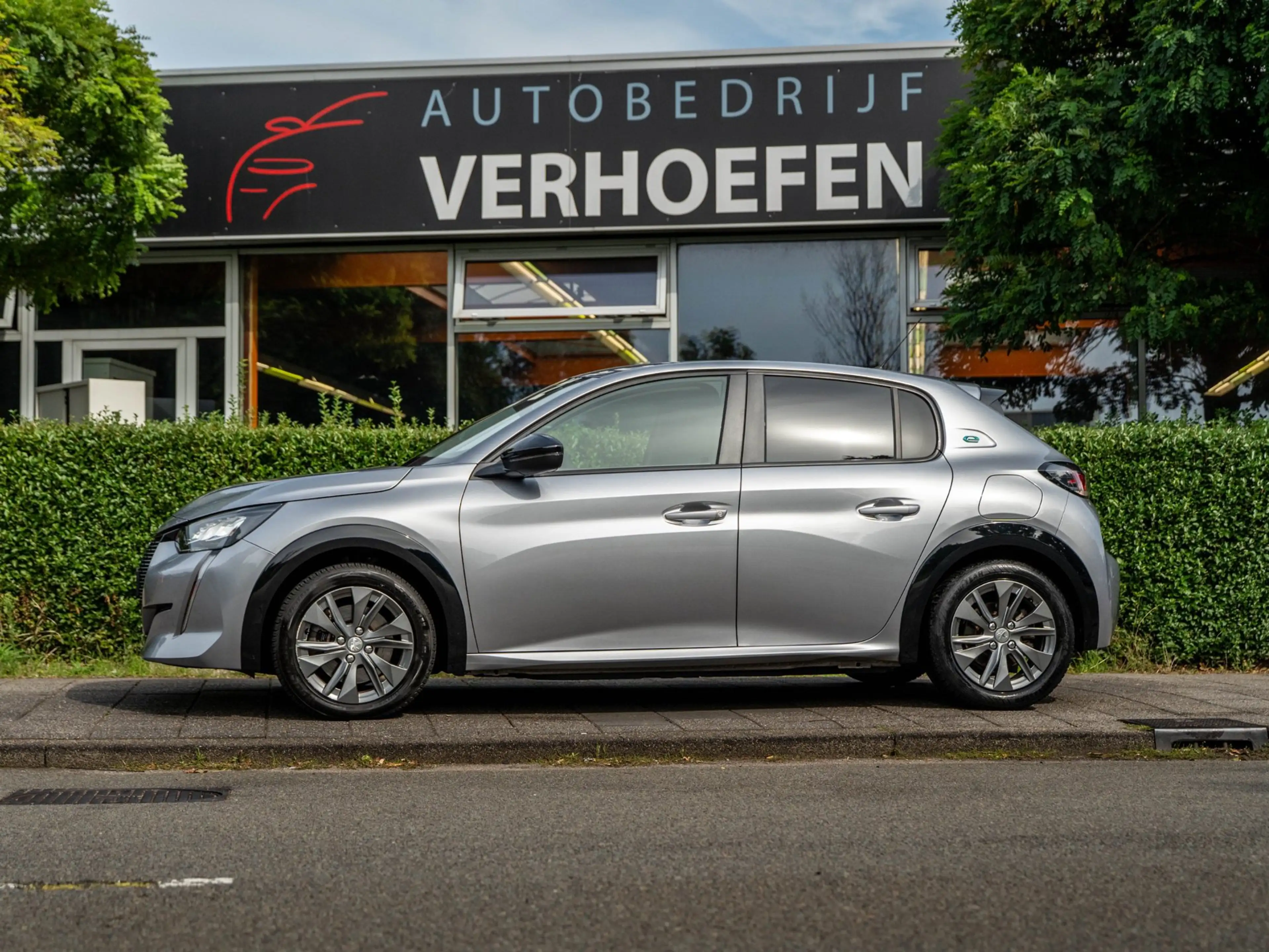 Peugeot e-208 EV Active Pack 50 kWh - 92,5% SOH - APPLE CARPLAY — photo 11