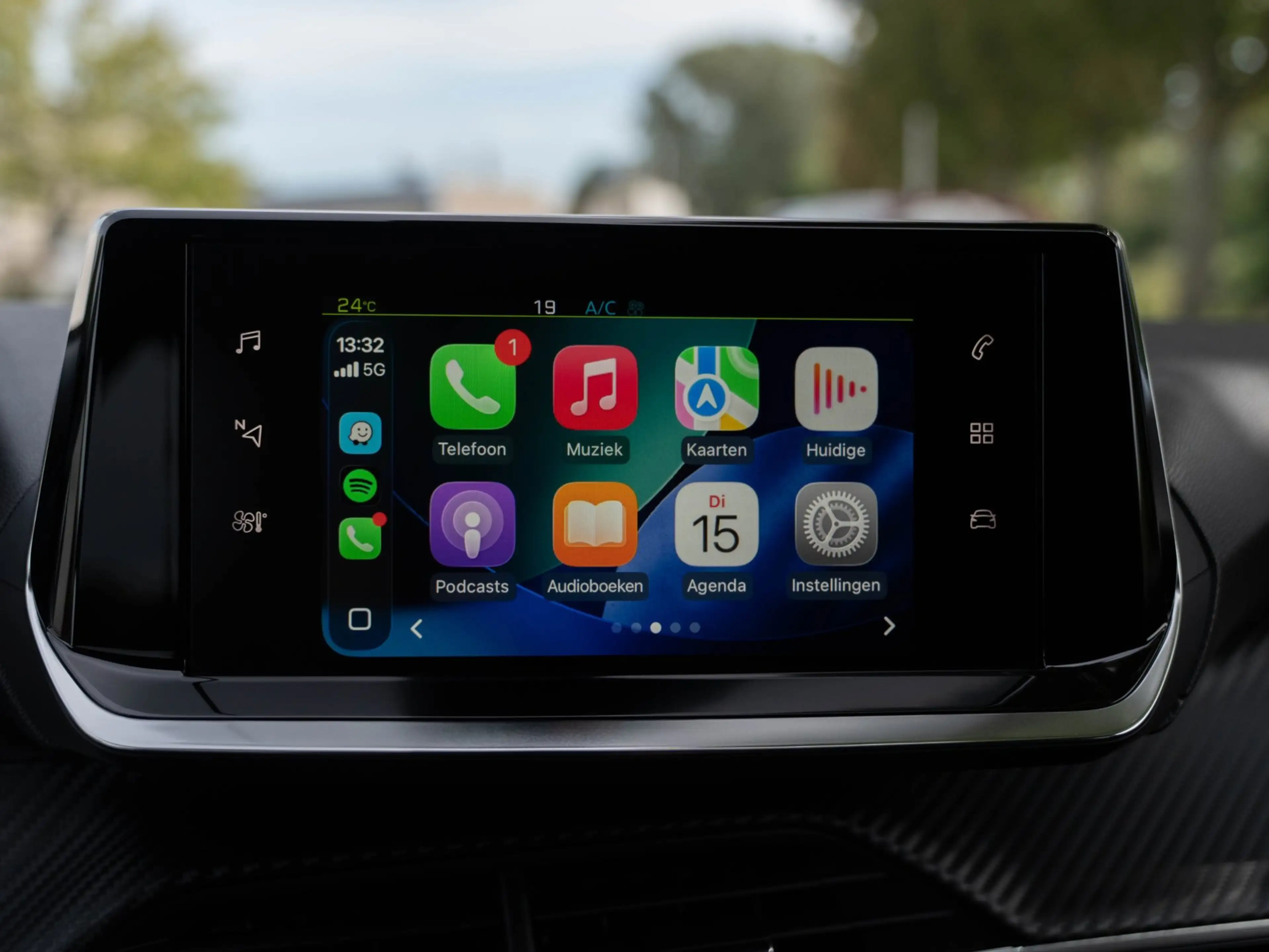 Peugeot e-208 EV Active Pack 50 kWh - 92,5% SOH - APPLE CARPLAY — photo 3