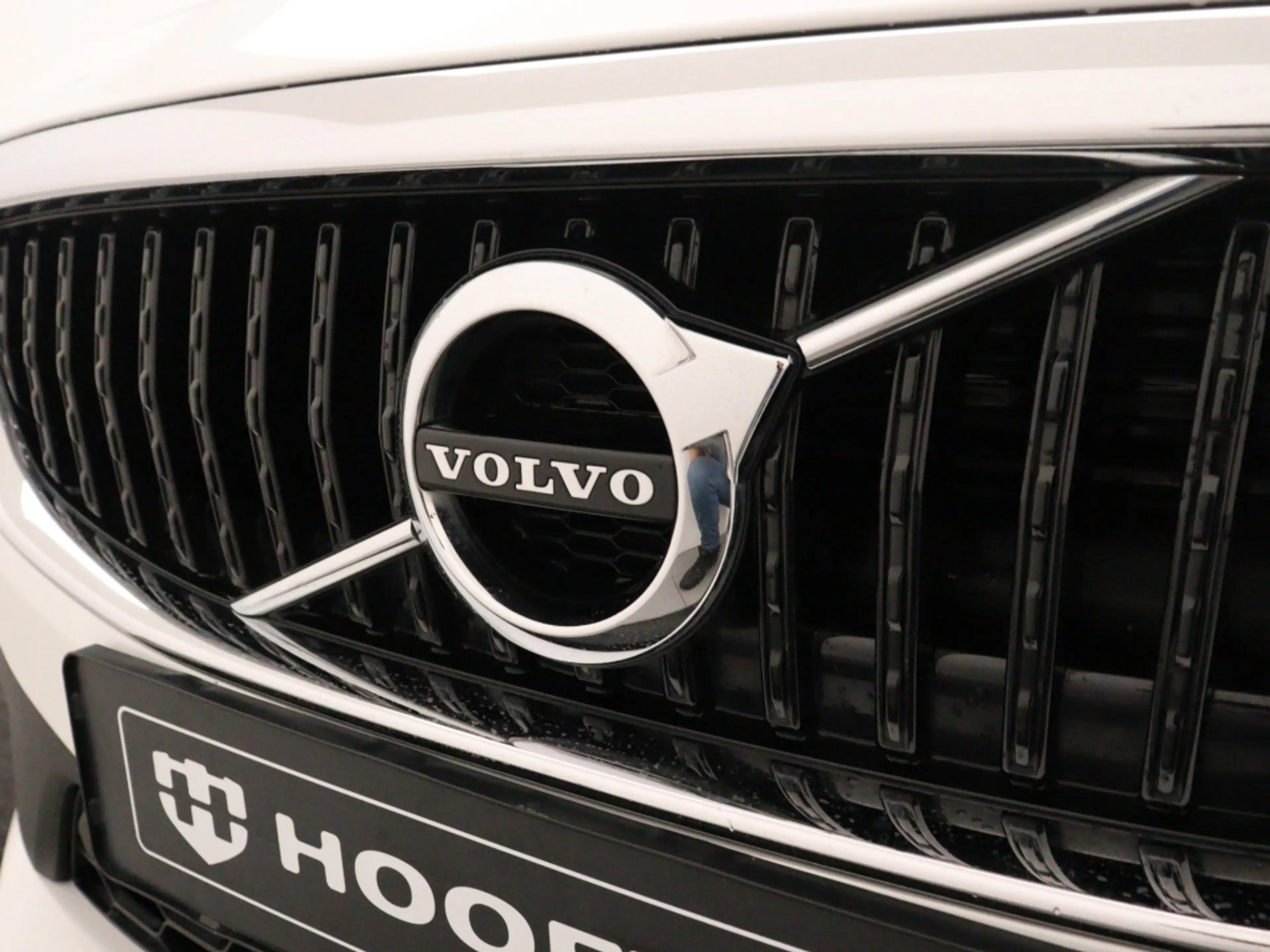 Volvo V40 Cross Country T3 AUT(6) POLAR+ LUXURY LEDER PANORAMADAK HARMAN K — photo 7
