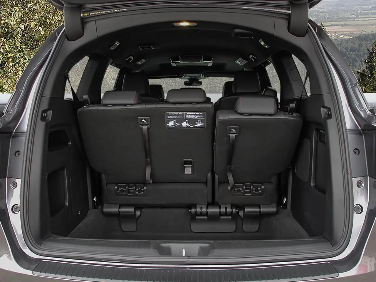 Honda Odyssey снимка Honda Odyssey