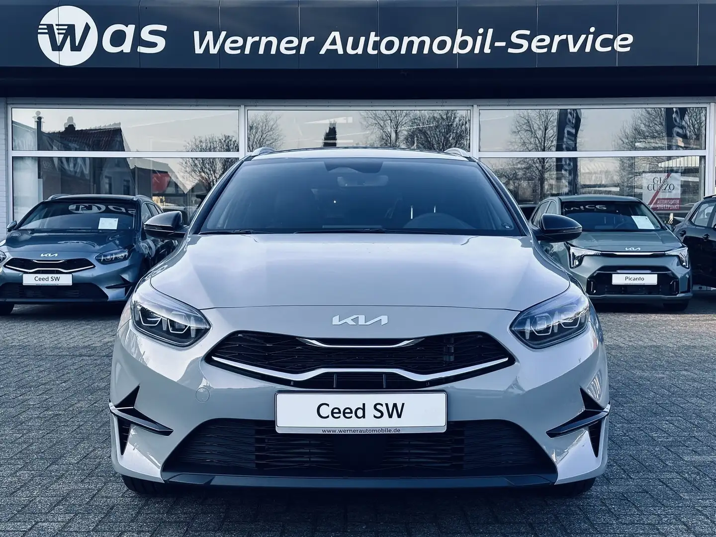 Kia Ceed SW 1.0 T DCT7 Nightline Edition Gris - 2