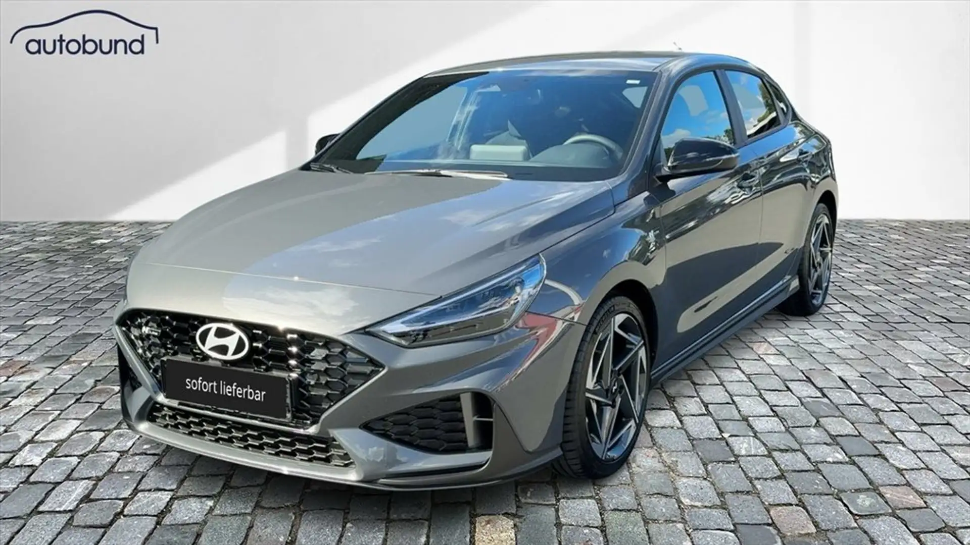 Hyundai i30 III Fastback 1,5 (MHEV) T-GDi Fastback N-Line Grau - 1