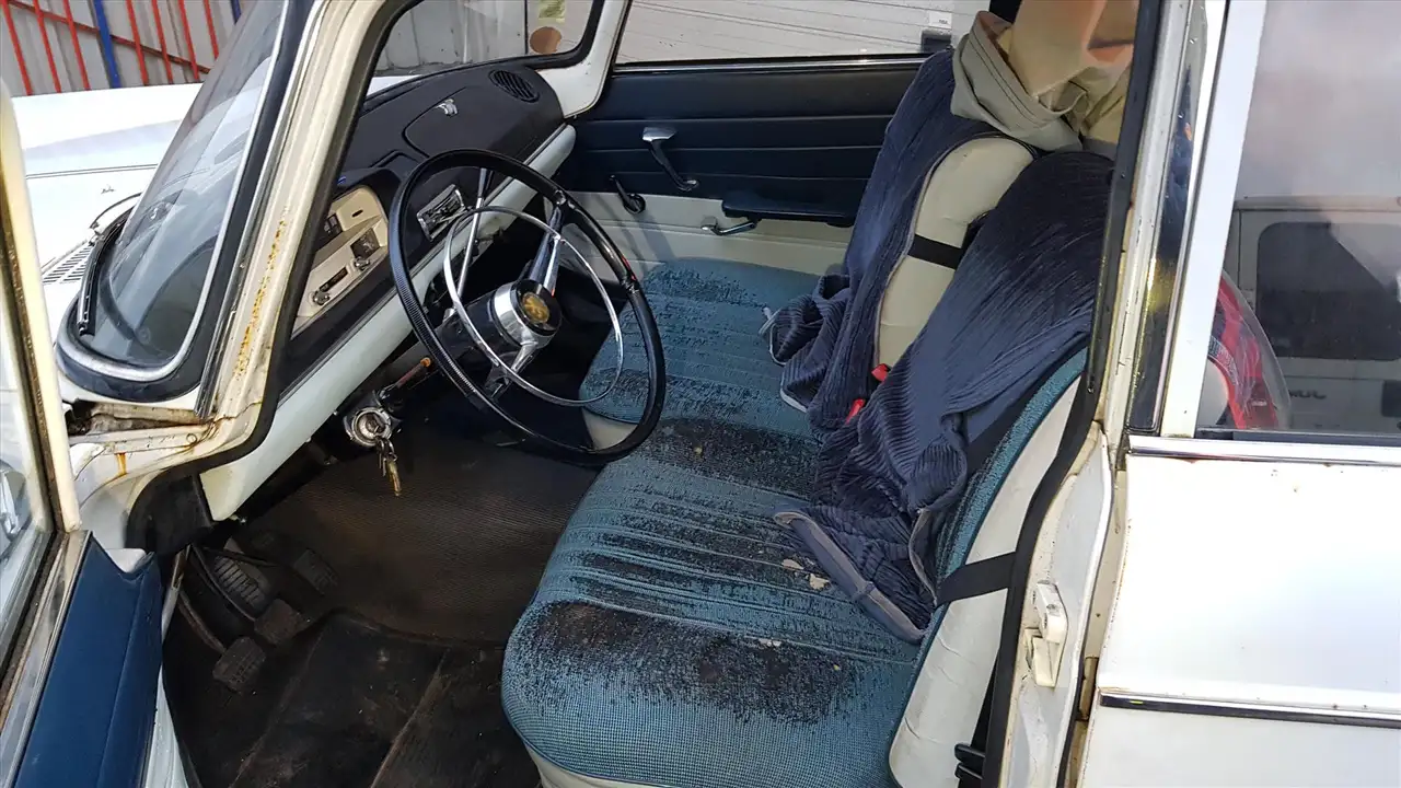 Peugeot 404 1.6 originele staat ongerestaureerd, foto 9