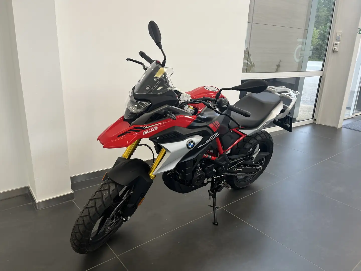 BMW G 310 GS Rood - 1