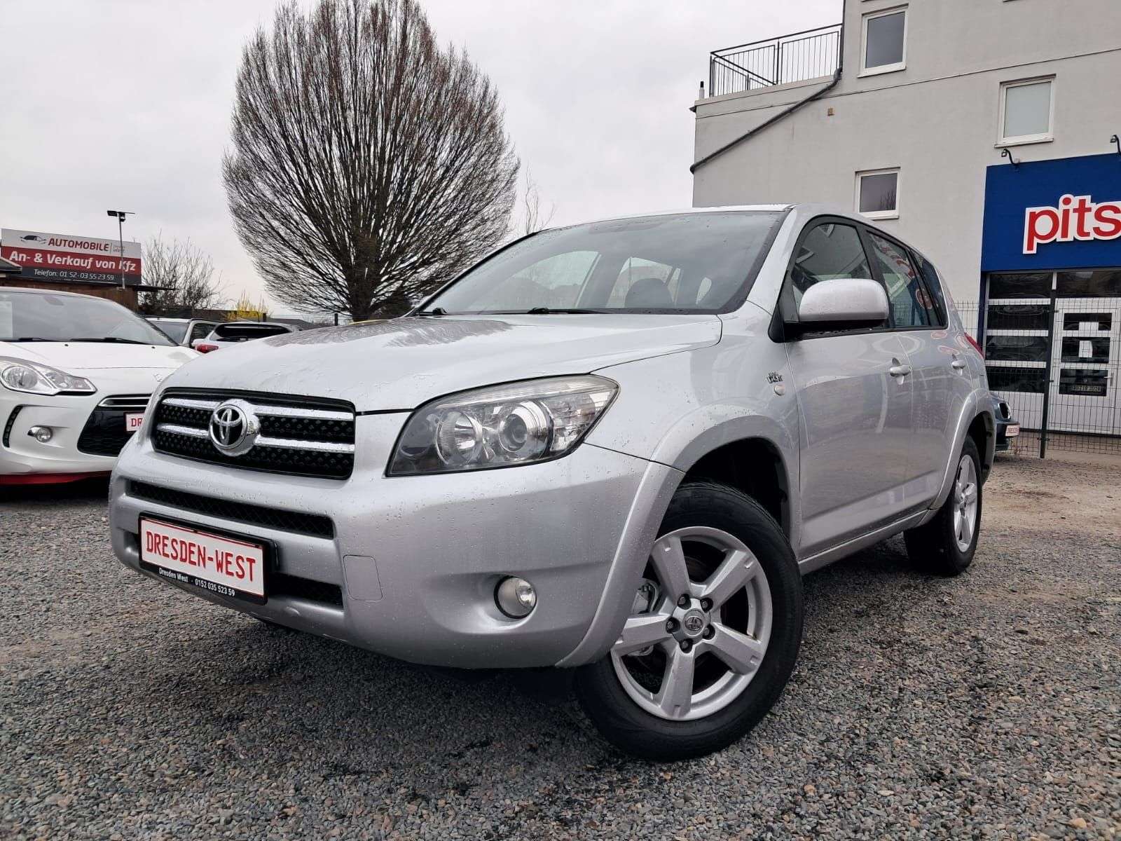 Ojazdené Toyota Rav4 2.2