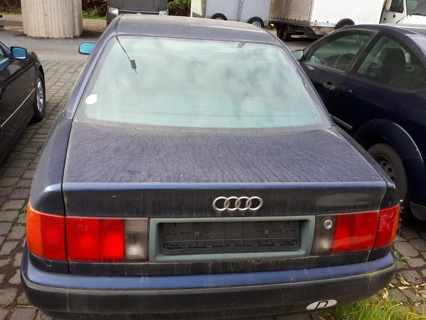 Audi 100 2.0 E - 2