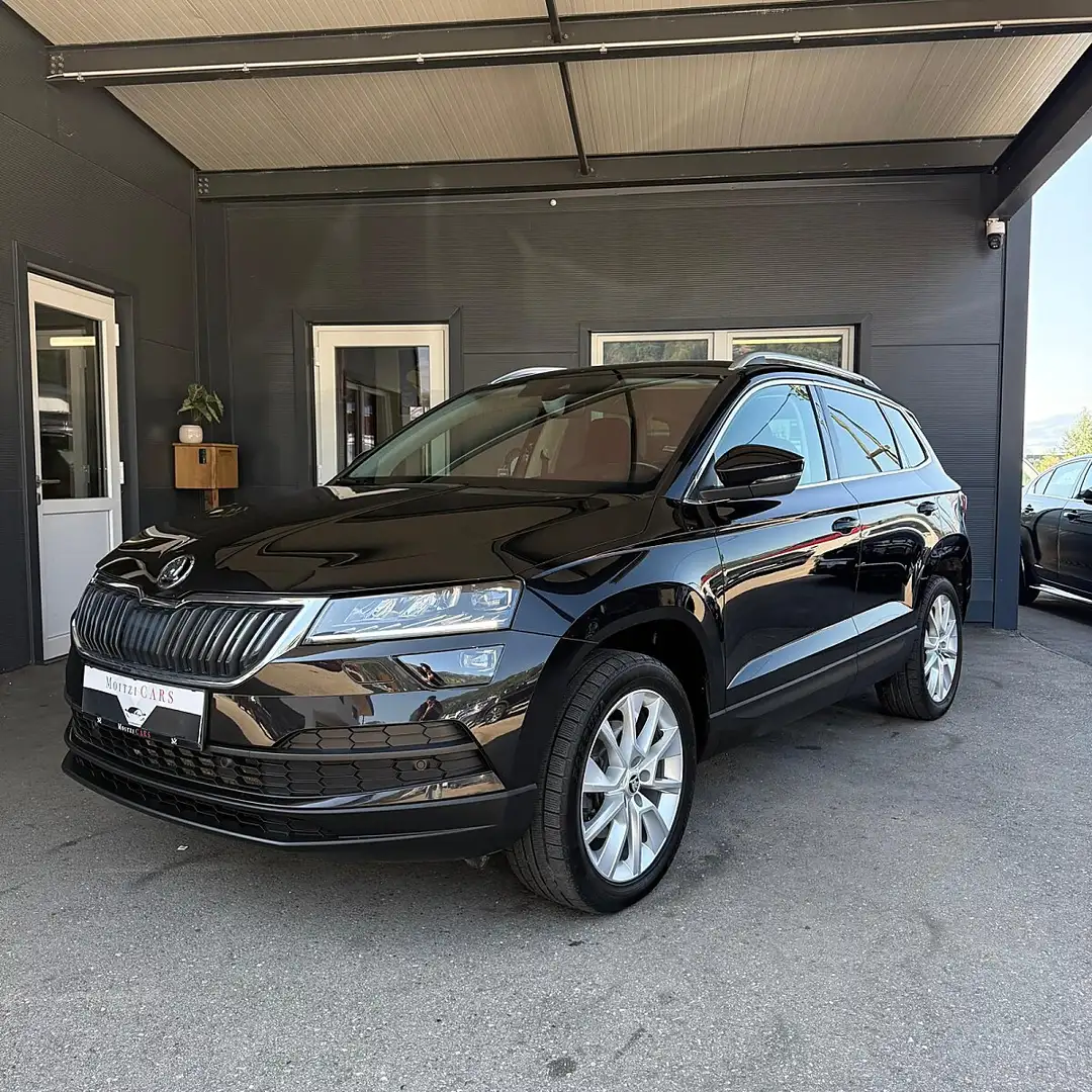 Skoda Karoq 2,0 TDI SCR 4x4 Ambition Limited DSG Schwarz - 1