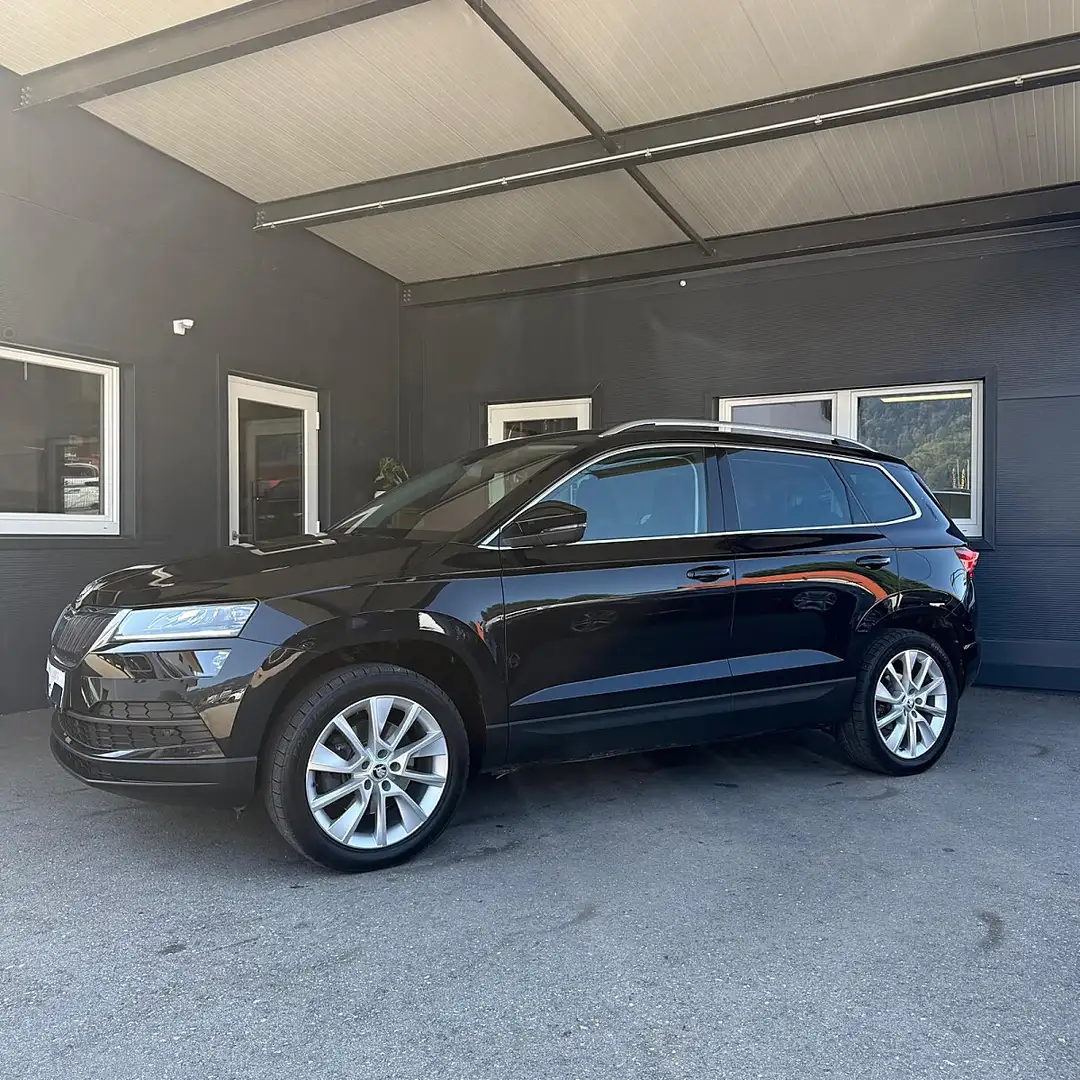 Skoda Karoq 2,0 TDI SCR 4x4 Ambition Limited DSG Schwarz - 2