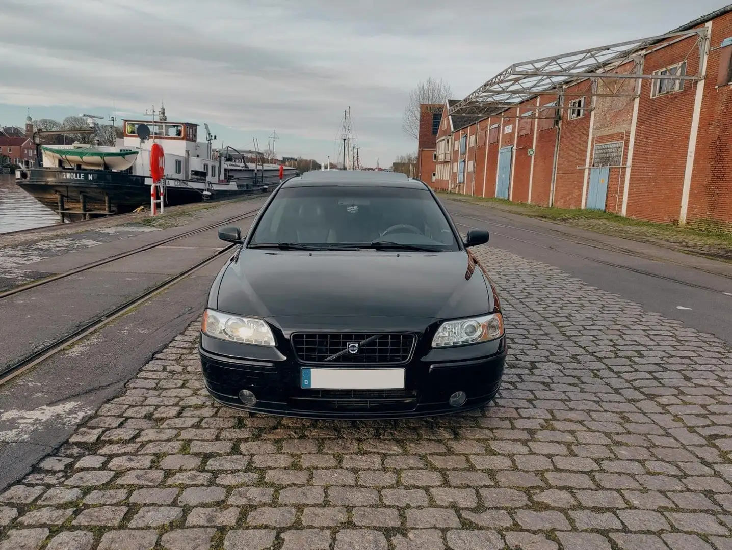 Volvo S60 S60 2,5T Schwarz - 1