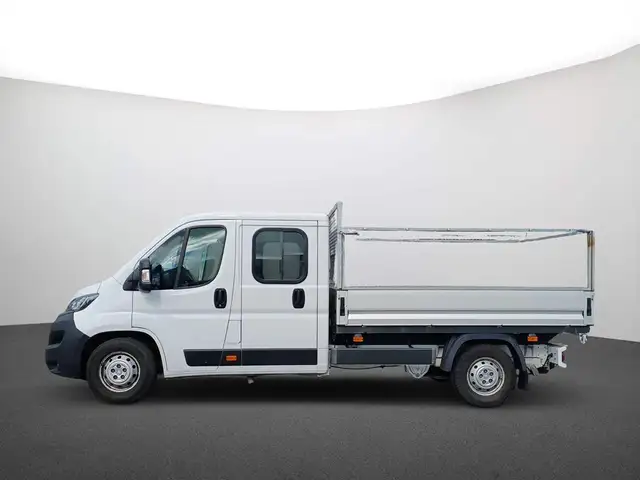 Peugeot Boxer view 5