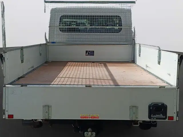 Peugeot Boxer view 9