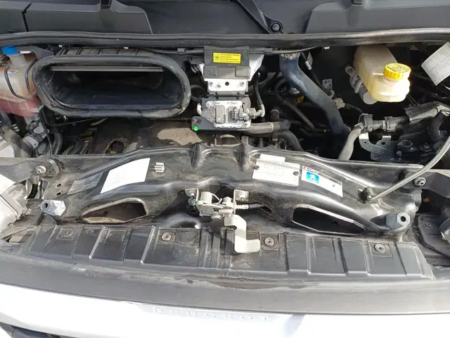 Peugeot Boxer view 8
