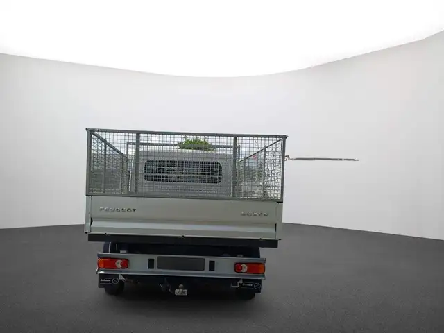 Peugeot Boxer view 4