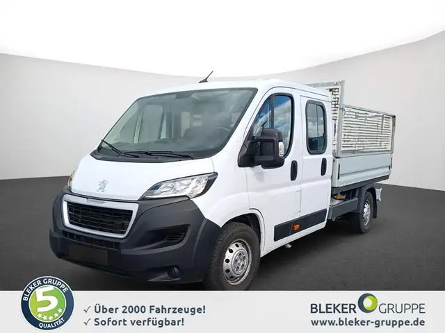 Peugeot Boxer view 2