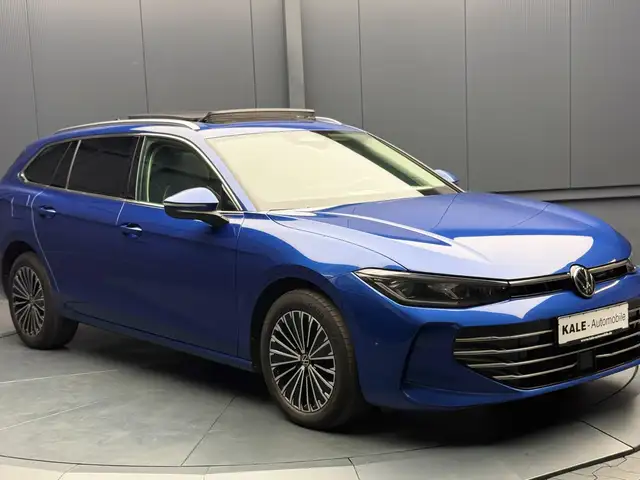 Volkswagen Passat view 11