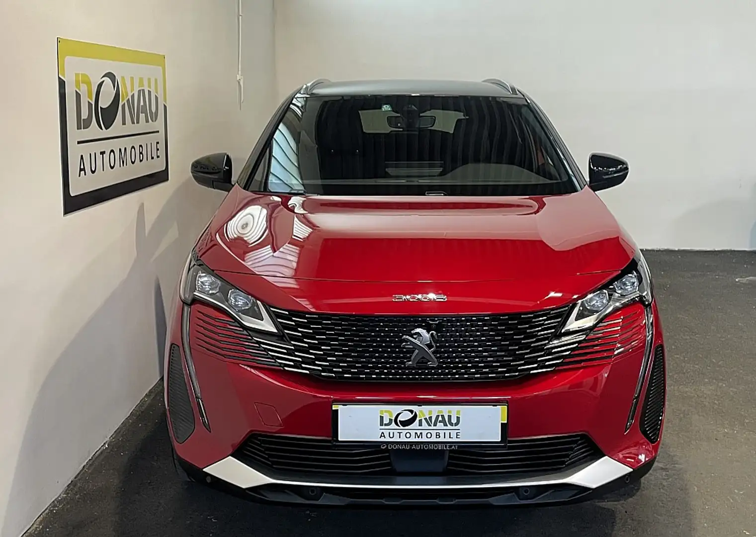 Peugeot 3008 Hybrid 300 e-EAT8 GT Aut. * Radar * ALLRAD * Er... Rot - 2