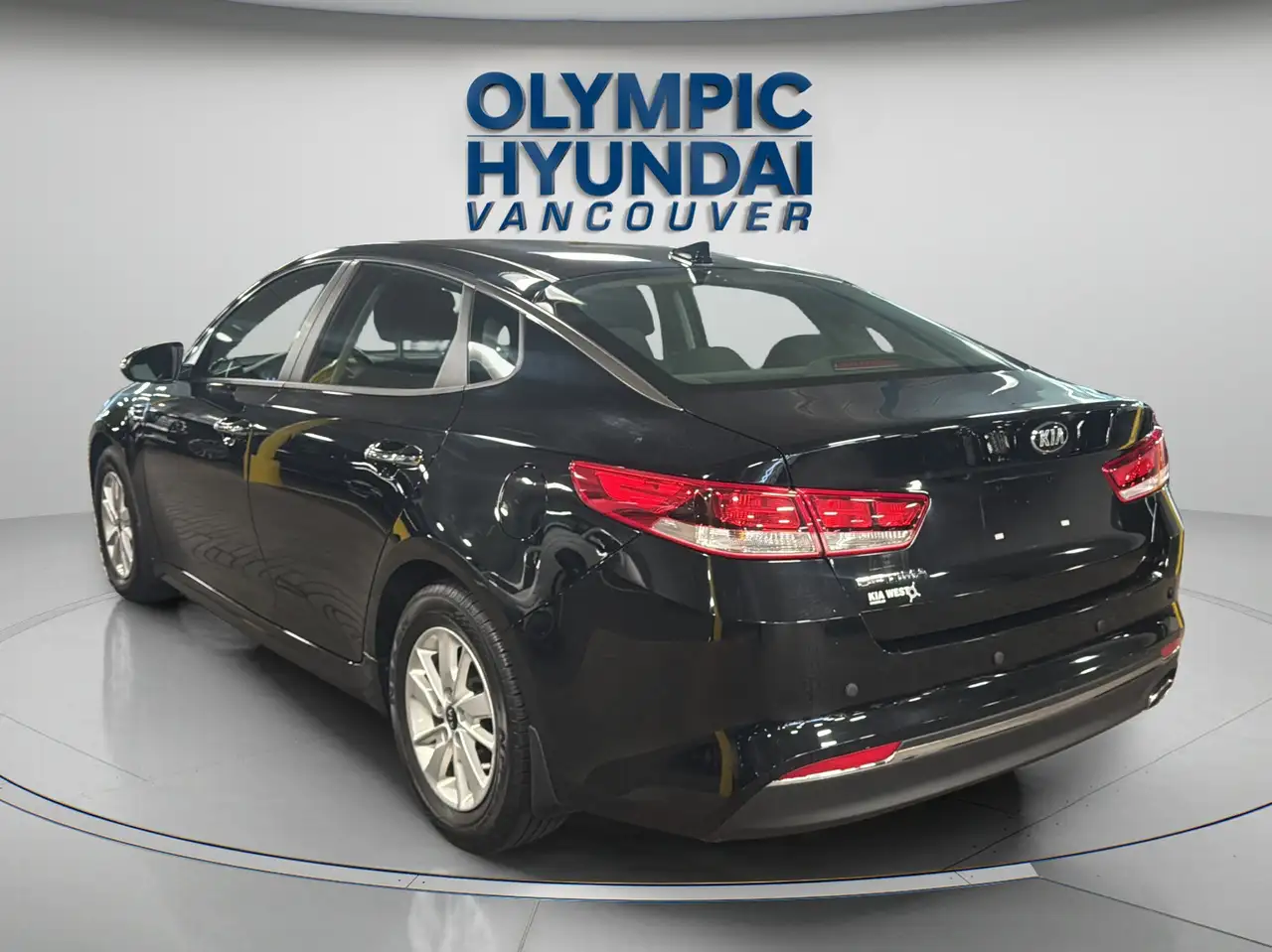 Kia Optima снимка Kia Optima