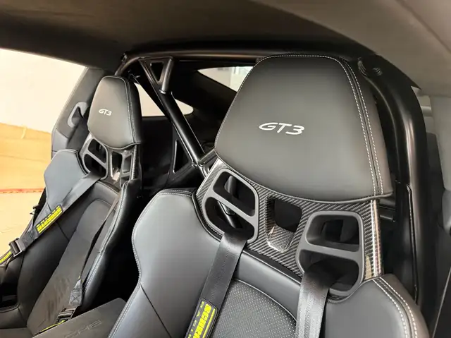 Porsche 992 GT3 NUR 4.600 KM Clubsport Neuzustand Bose LED Ansicht 13