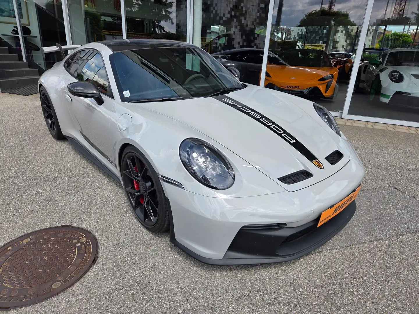 Porsche 992 GT3 NUR 4.600 KM Clubsport Neuzustand Bose LED Grau - 1