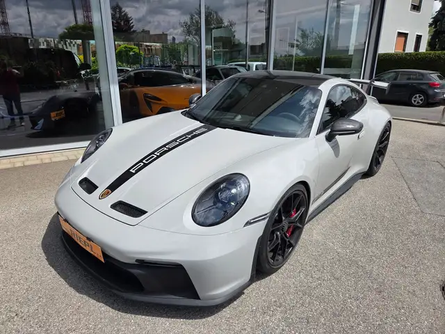 Porsche 992 GT3 NUR 4.600 KM Clubsport Neuzustand Bose LED Ansicht 5