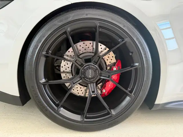 Porsche 992 GT3 NUR 4.600 KM Clubsport Neuzustand Bose LED Ansicht 7