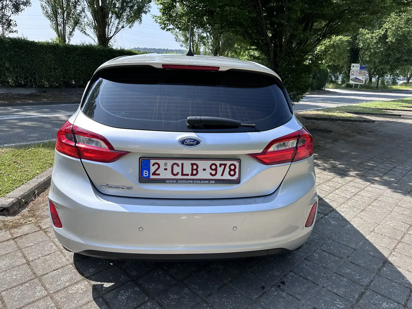Ford Fiesta 1.1 86 ch 5portes carplay, AC, PDC, lire descripti Argent - 1