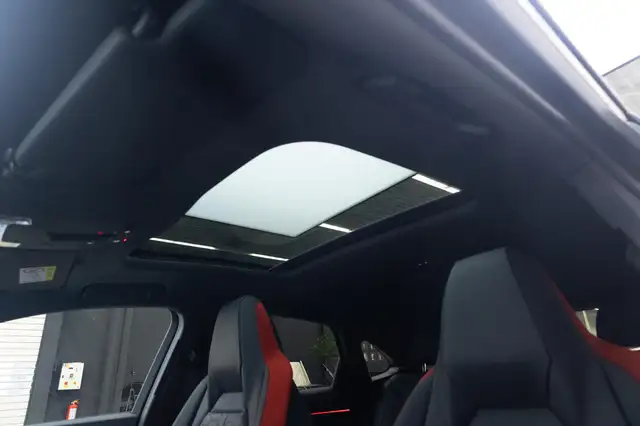 Audi RS Q3 view 19