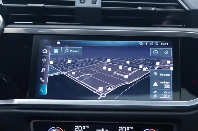 Audi RS Q3 view 12