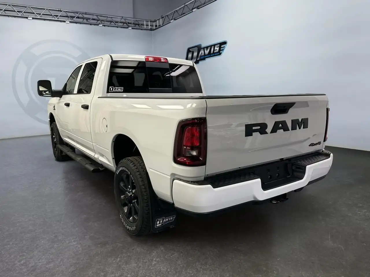RAM 2500 снимка RAM 2500