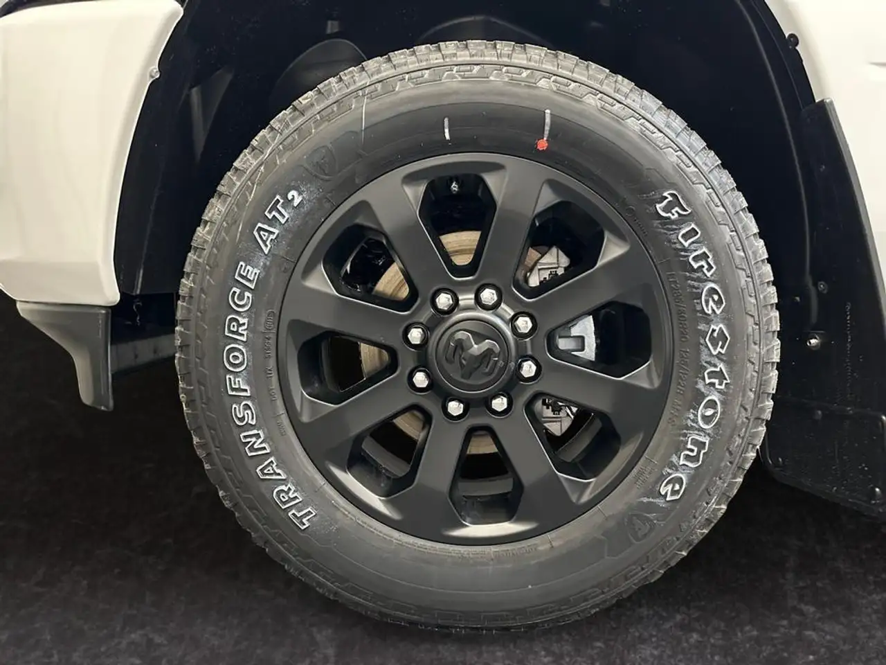 RAM 2500 снимка RAM 2500