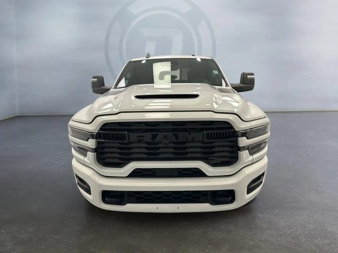 RAM 2500 снимка RAM 2500