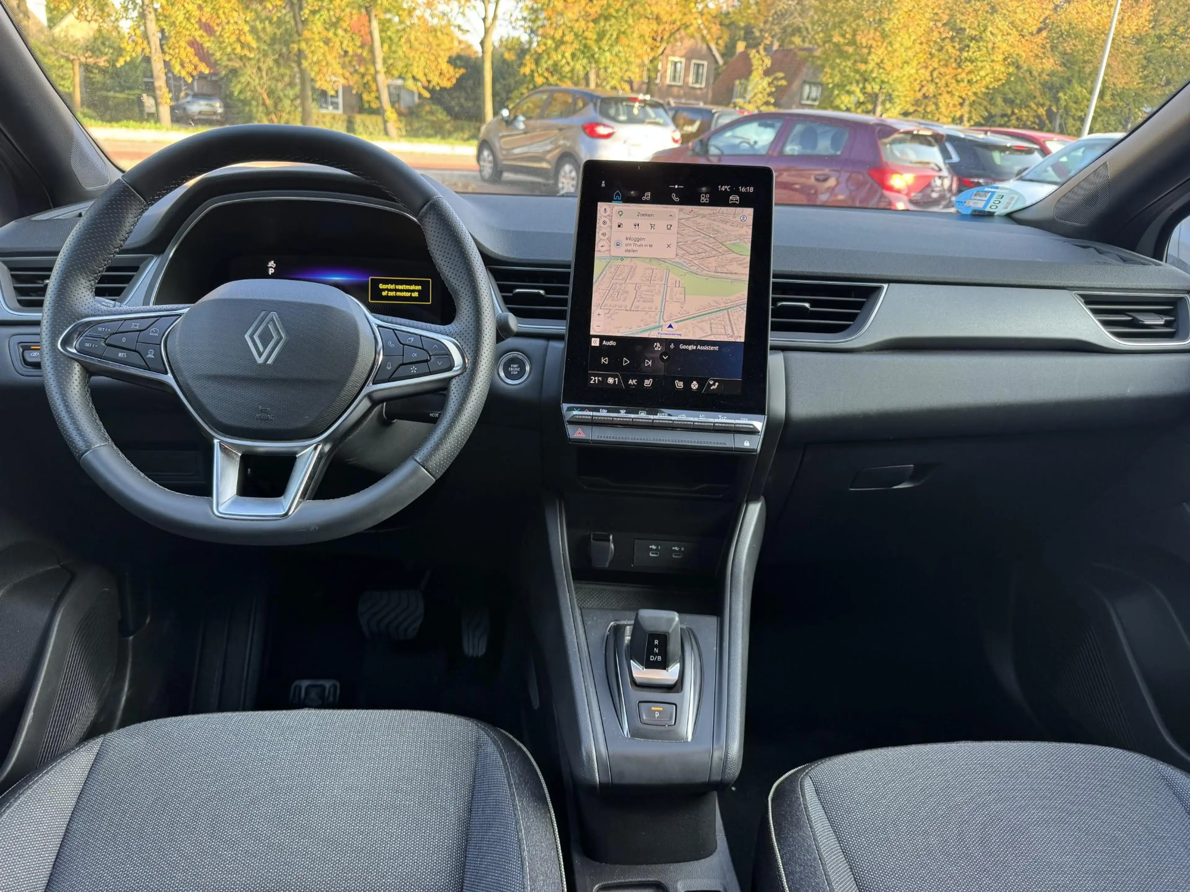 Renault Captur 1.8 E-Tech full hybrid 160 Techno+Pack Winter!! — photo 12