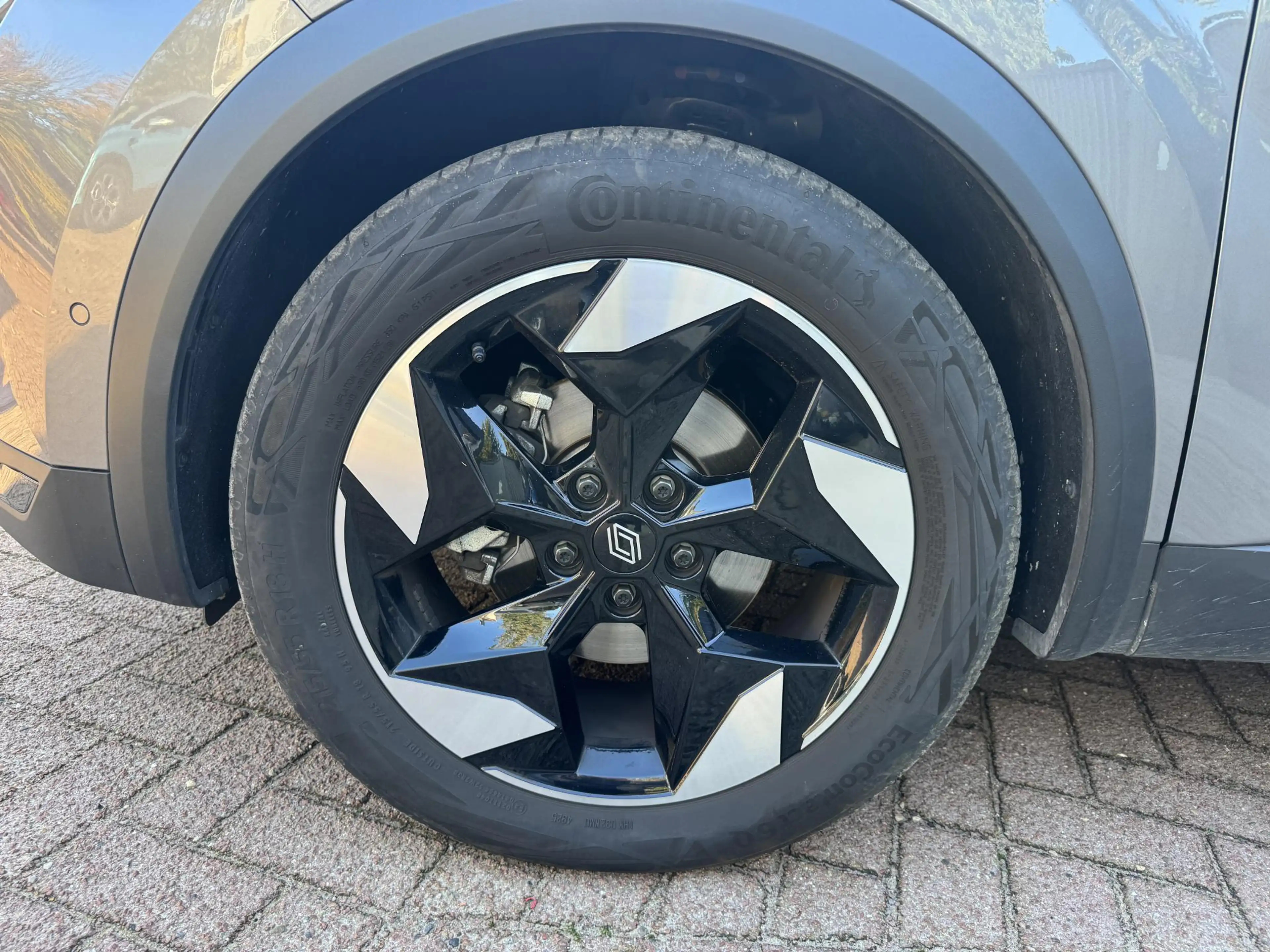 Renault Captur 1.8 E-Tech full hybrid 160 Techno+Pack Winter!! — photo 10