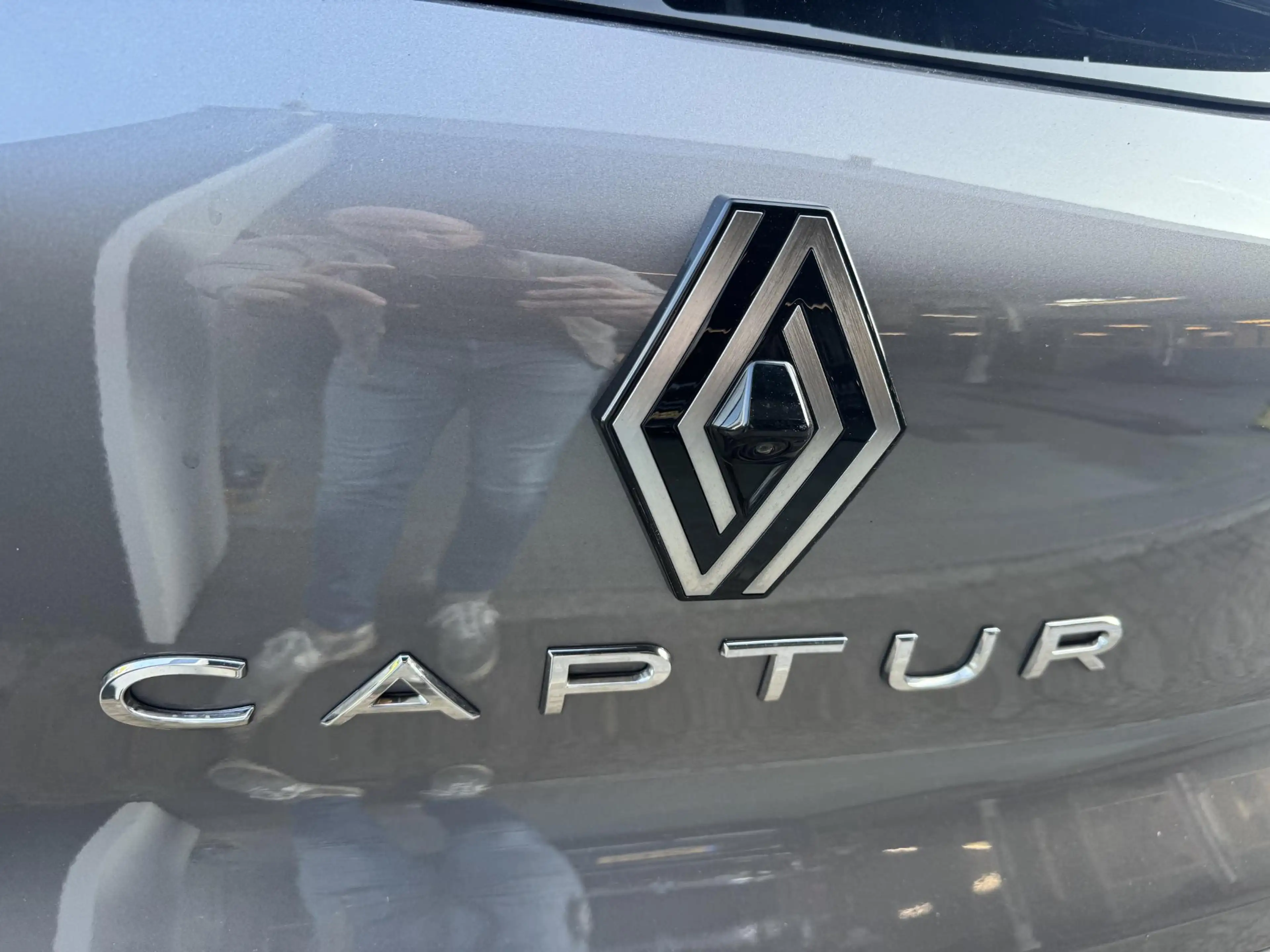 Renault Captur 1.8 E-Tech full hybrid 160 Techno+Pack Winter!! — photo 7