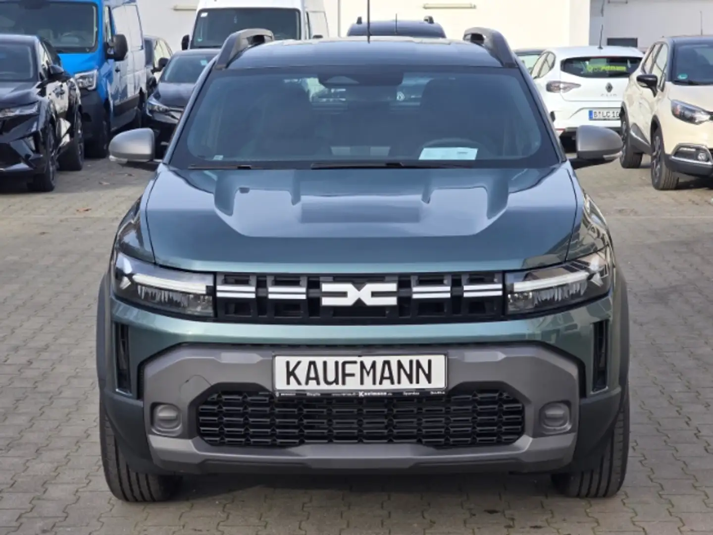 Dacia Duster III Hybrid 140 Expression 1.6 E-TECH EU6e Grün - 2