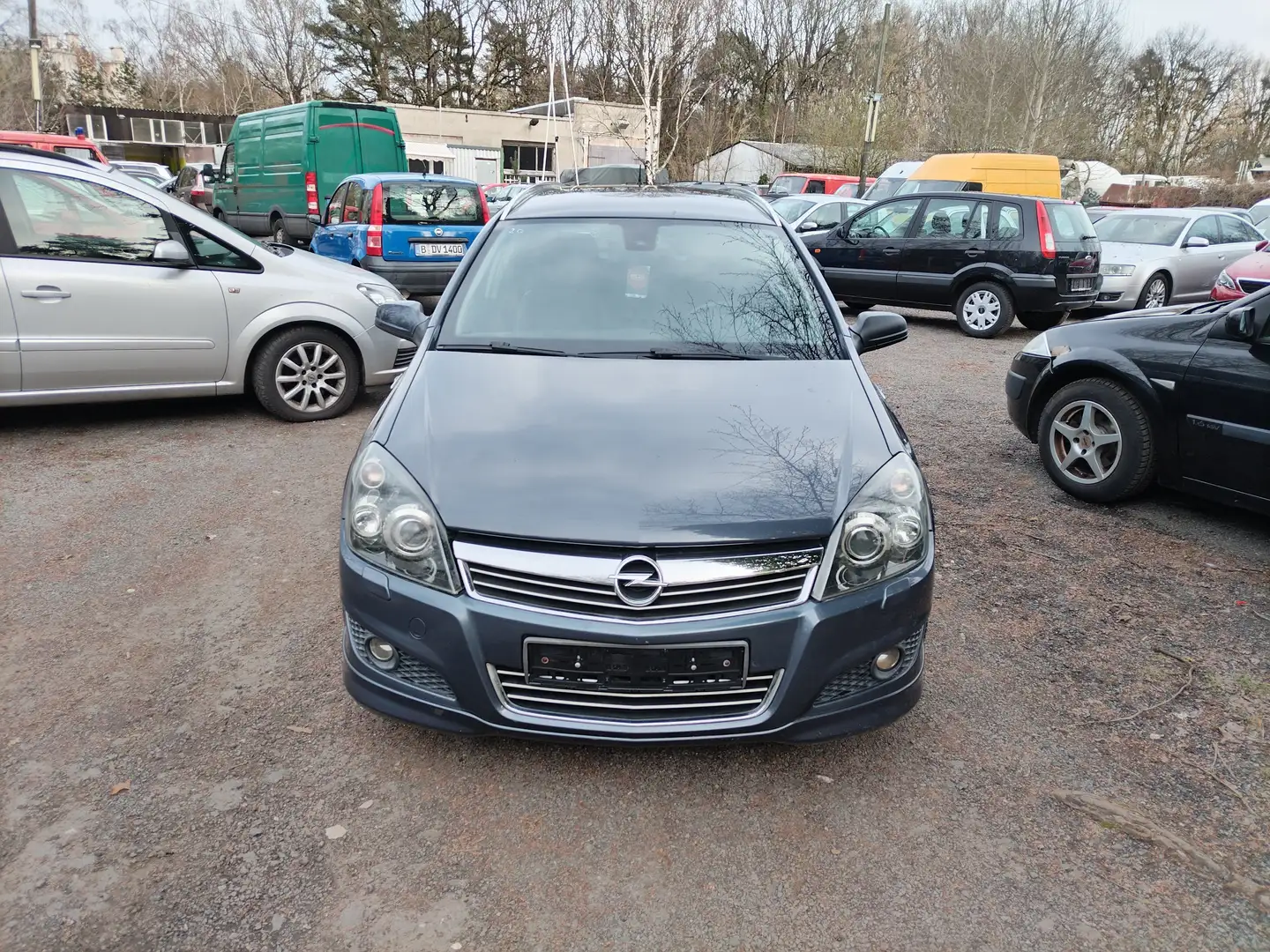 Opel Astra 1.8 Caravan Edition Gris - 1