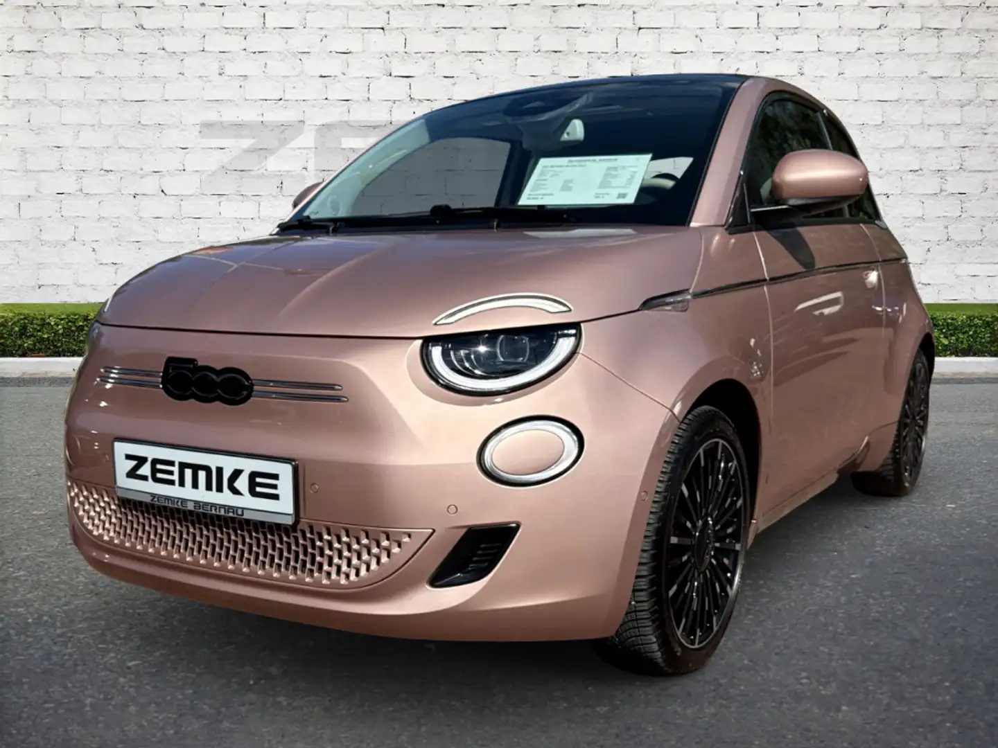 Fiat 500 Base 42 kWh Navi Soundsystem JBL Apple CarPlay And Gold - 2