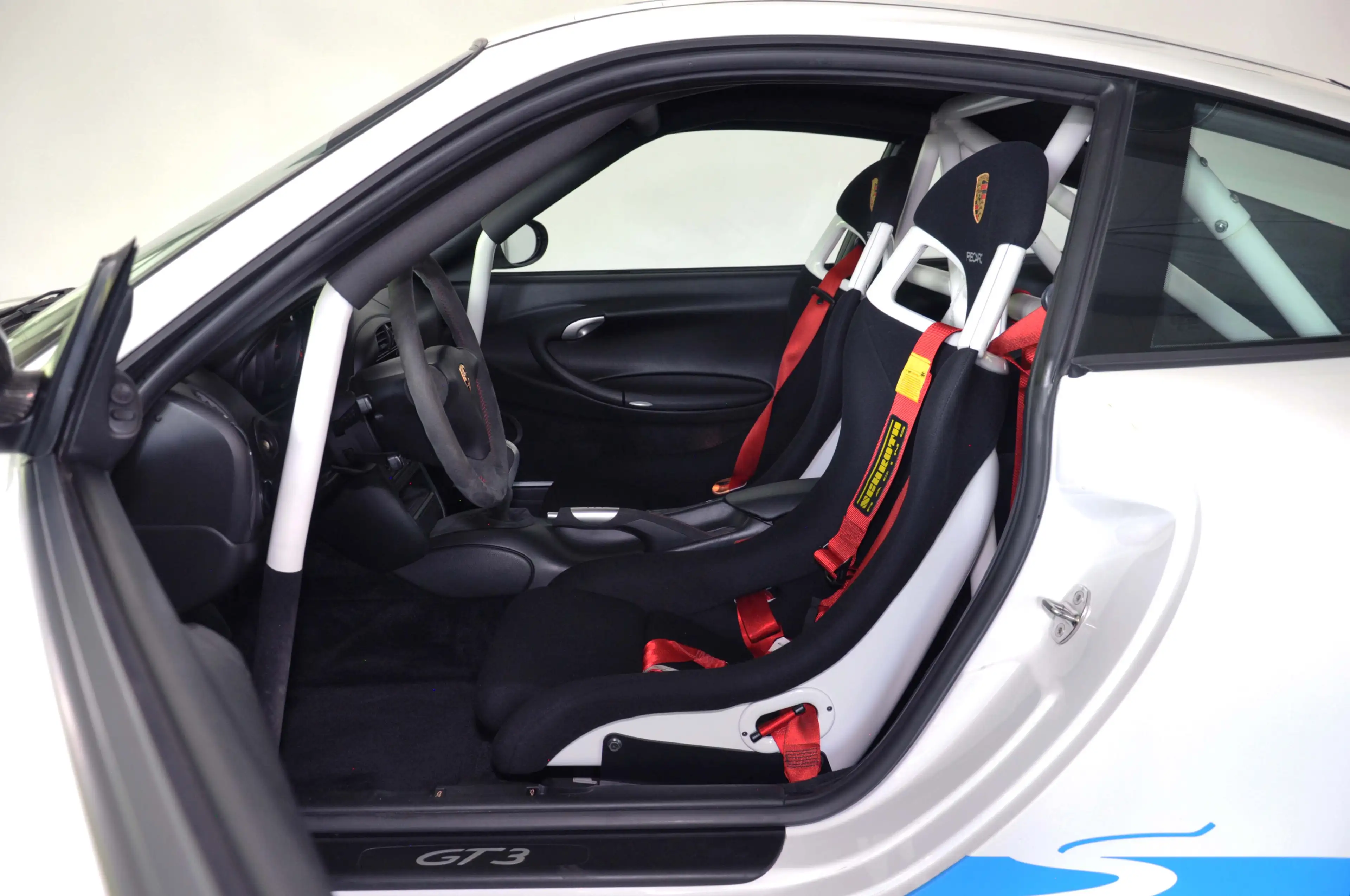 Porsche 996 GT3 RS (911) ! Erst 032.007 km ! TÜV 07/2028 ! — photo 8