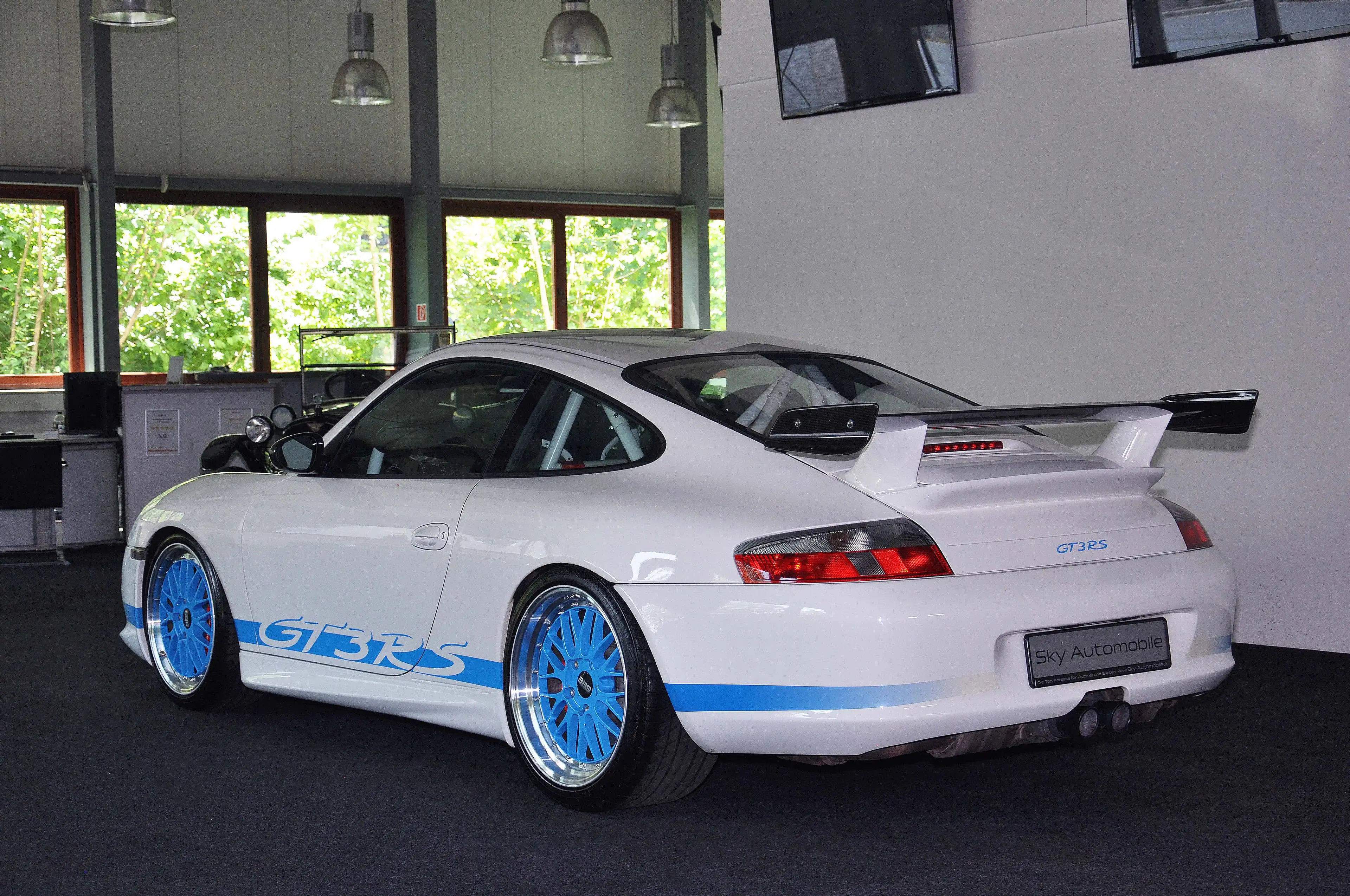 Porsche 996 GT3 RS (911) ! Erst 032.007 km ! TÜV 07/2028 ! — photo 2