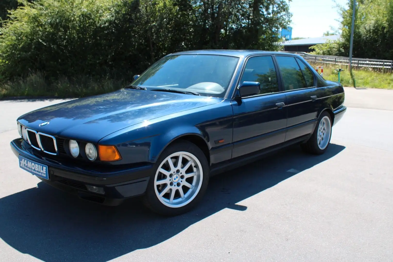 BMW 740 i E32 V8 Leder Klima Schiebedach PDC HiFi Bleu - 1