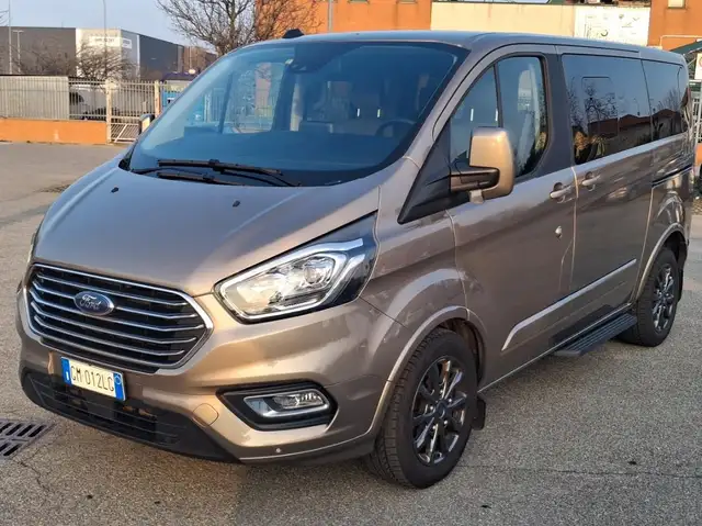 Ford Tourneo Custom TITANIUM  170cv autom. 8 posti