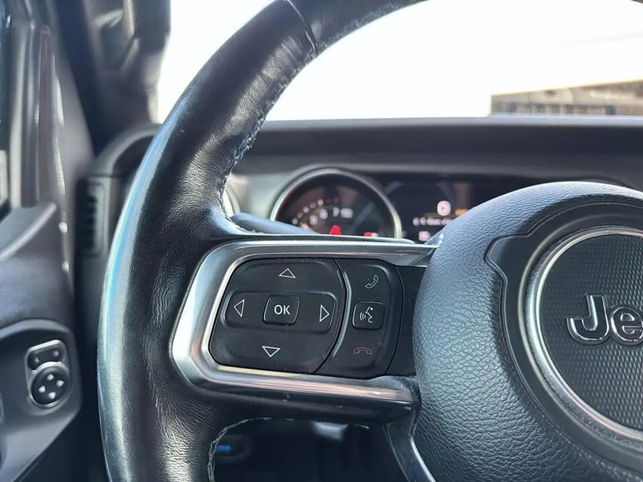 Jeep Wrangler снимка Jeep Wrangler