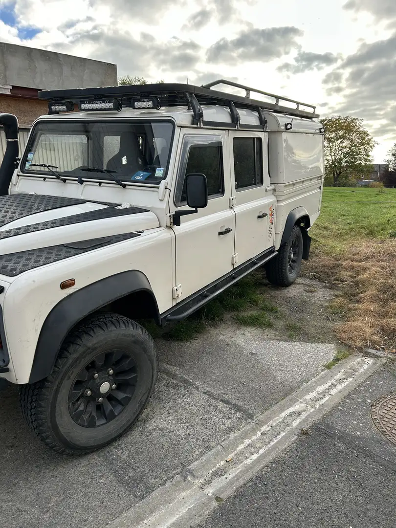 Land Rover Defender 130 Wit - 1