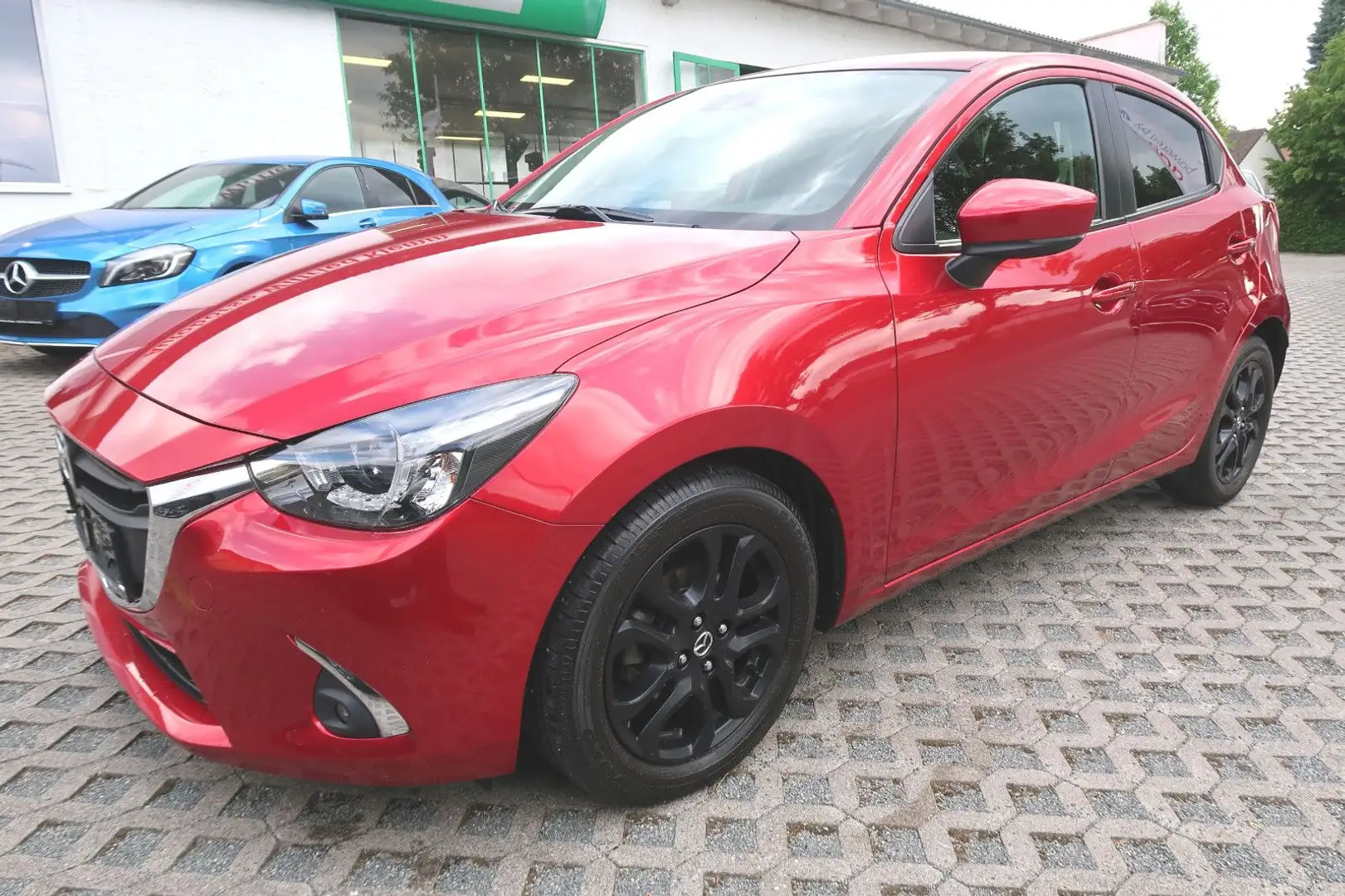 Mazda 2 SKYACTIV-KIZOKU"LED"Klimatr"Sitzh"Alu"Kamera1Hd Rood - 2