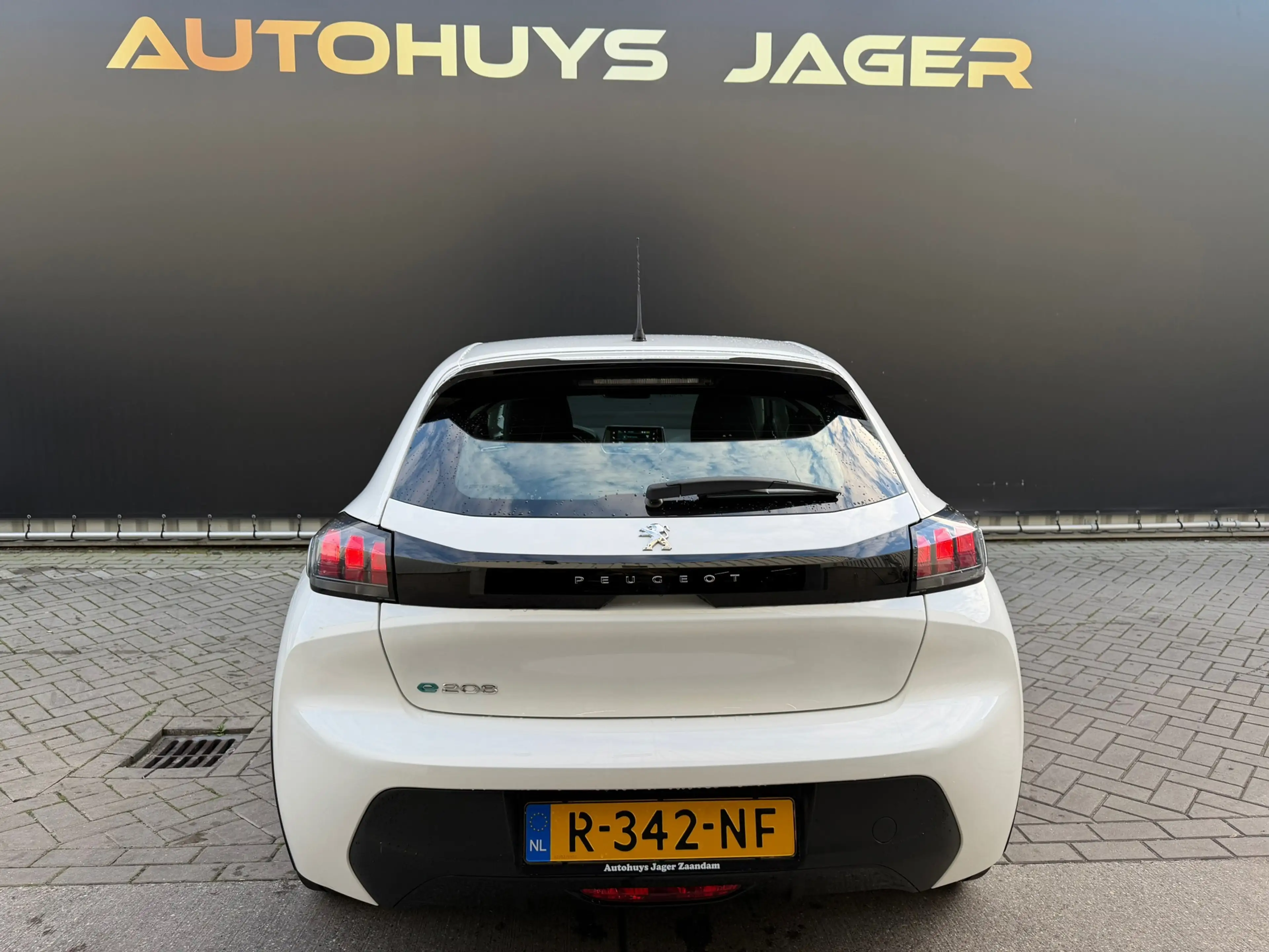 Peugeot e-208 EV Active 50 kWh SOH 91% in nieuwstaat — photo 7