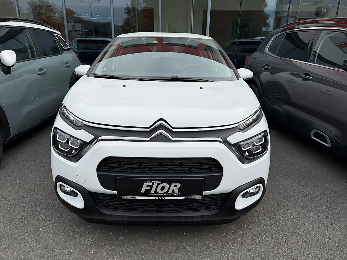 Citroen C3 PureTech 83 S&S 5-Gang-Manuell You (G2996) Weiß - 2