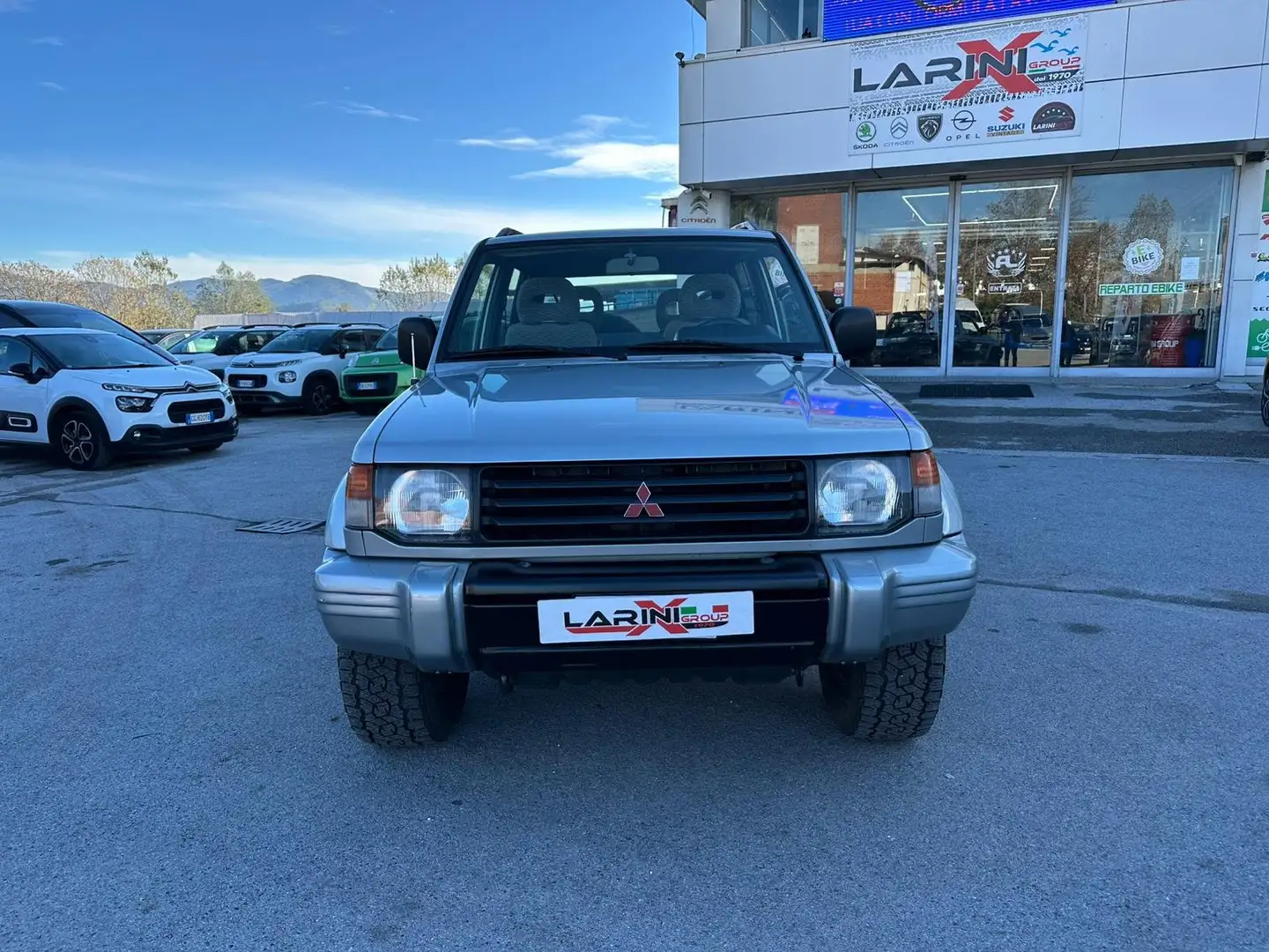 Mitsubishi Pajero Pajero Metal Top 2.5 tdi GLS Executive FANTASTICO! Silber - 2