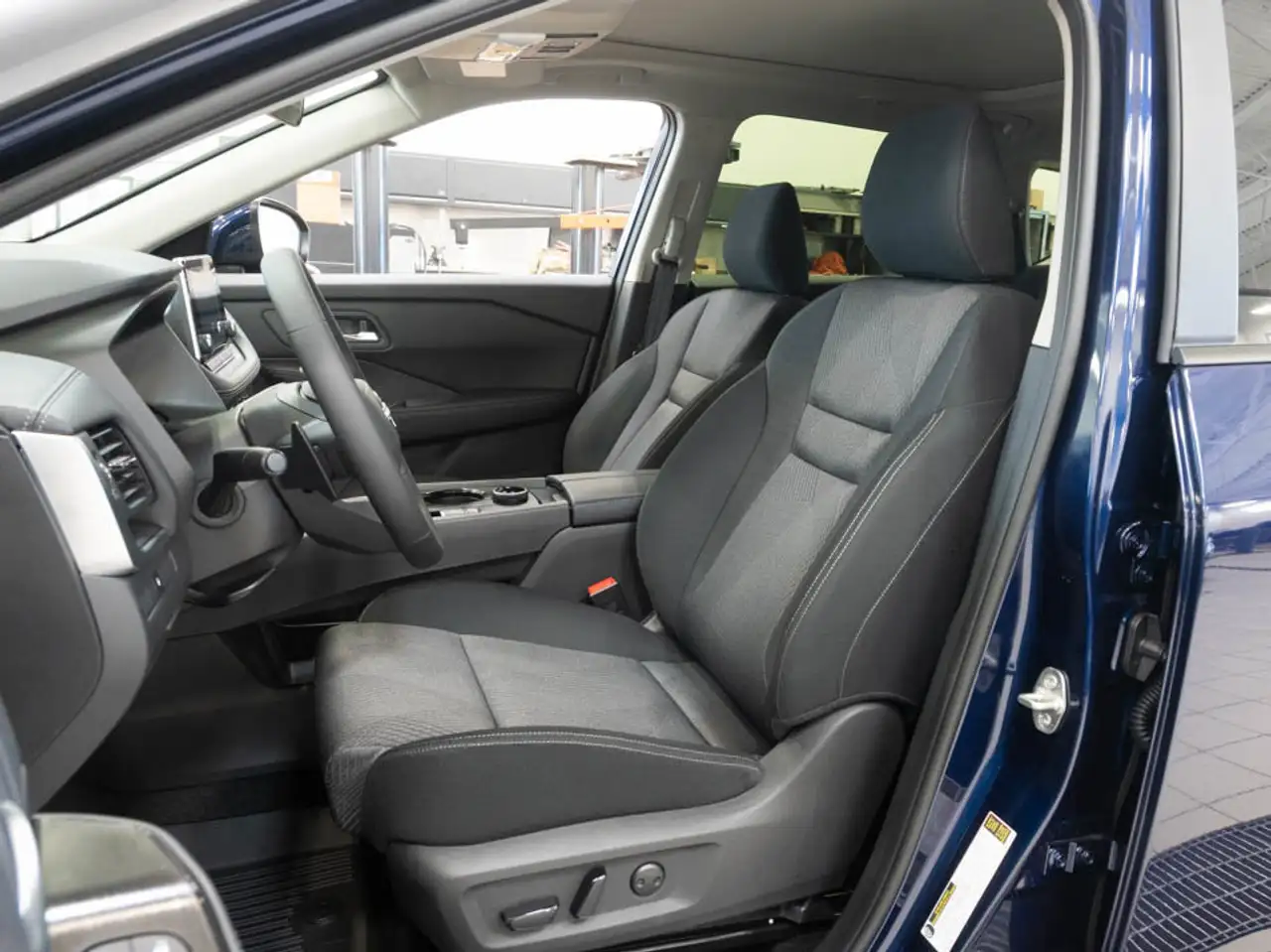 Nissan Rogue fotografie Nissan Rogue