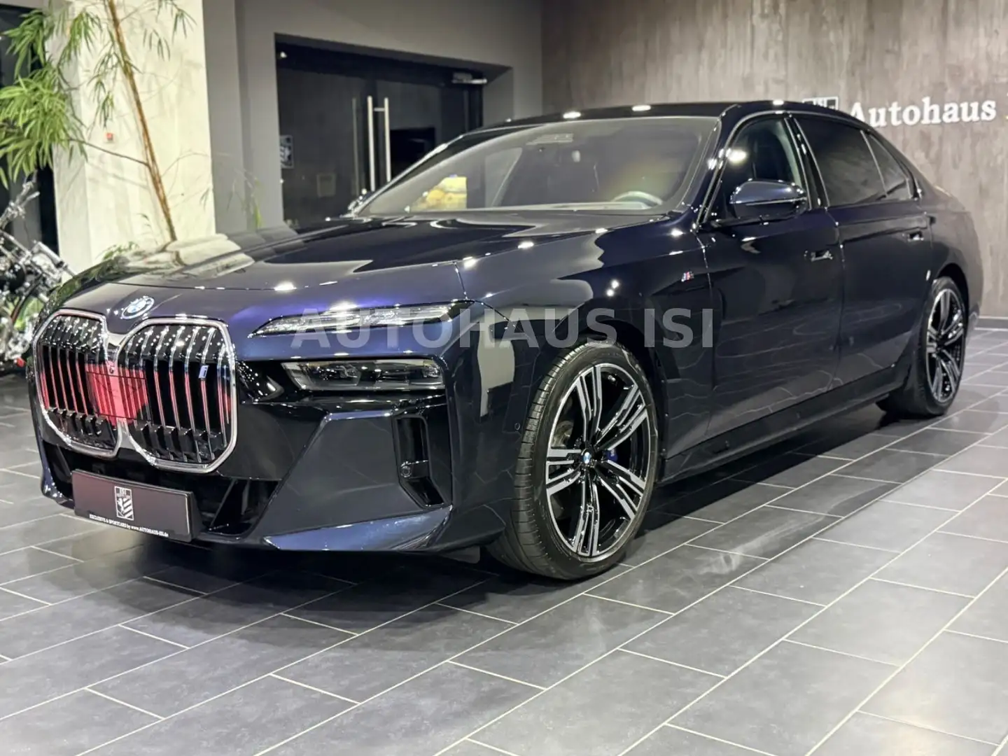 BMW i7 xDrive 60 M SPORT,SKY LOUNGE,THEATRE,21" FULL Schwarz - 1