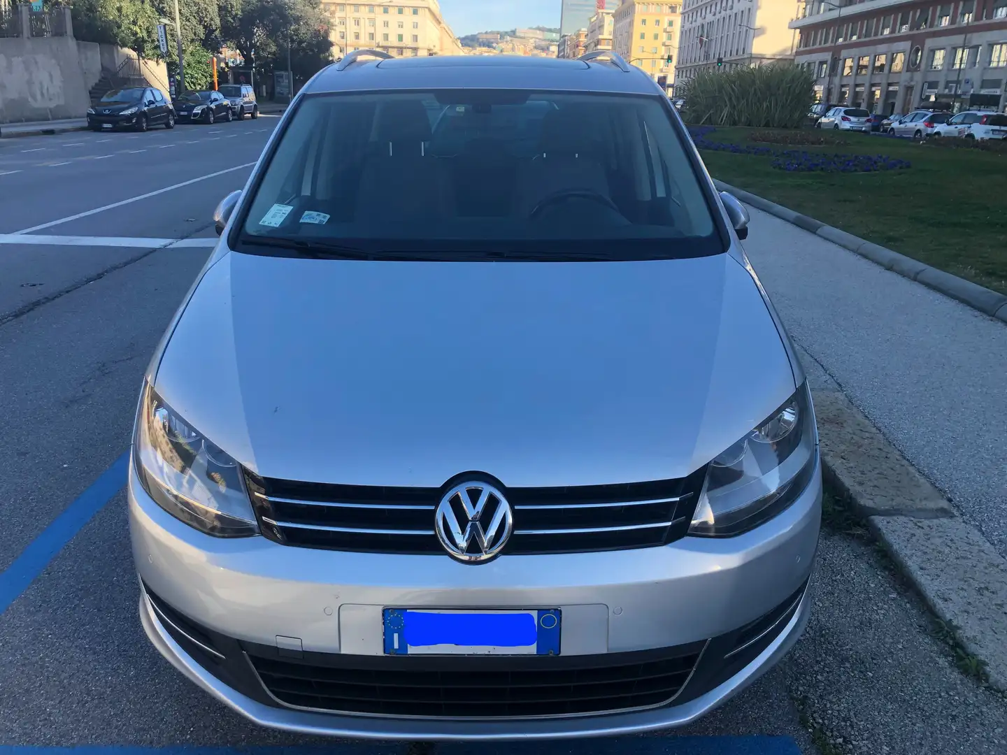 Volkswagen Sharan Sharan II 2010 2.0 tdi Highline dsg Szürke - 1